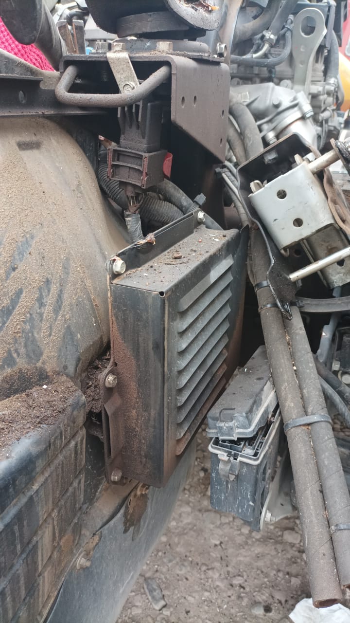 CARROCERíA FRIGORíFICA Mitsubishi FUSO CANTER 915 2016  USADA  EN DESARME